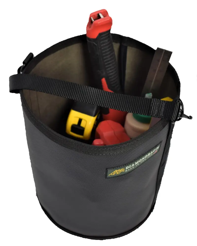 Diamondback Skopa Bucket – Lightweight Construction Container 1