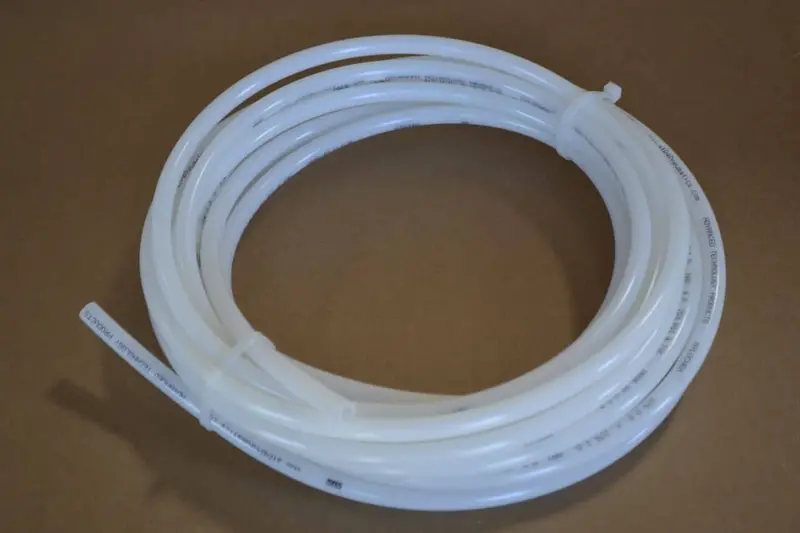 White Nylon Tubing – 3/8" Od, 25" Length 1